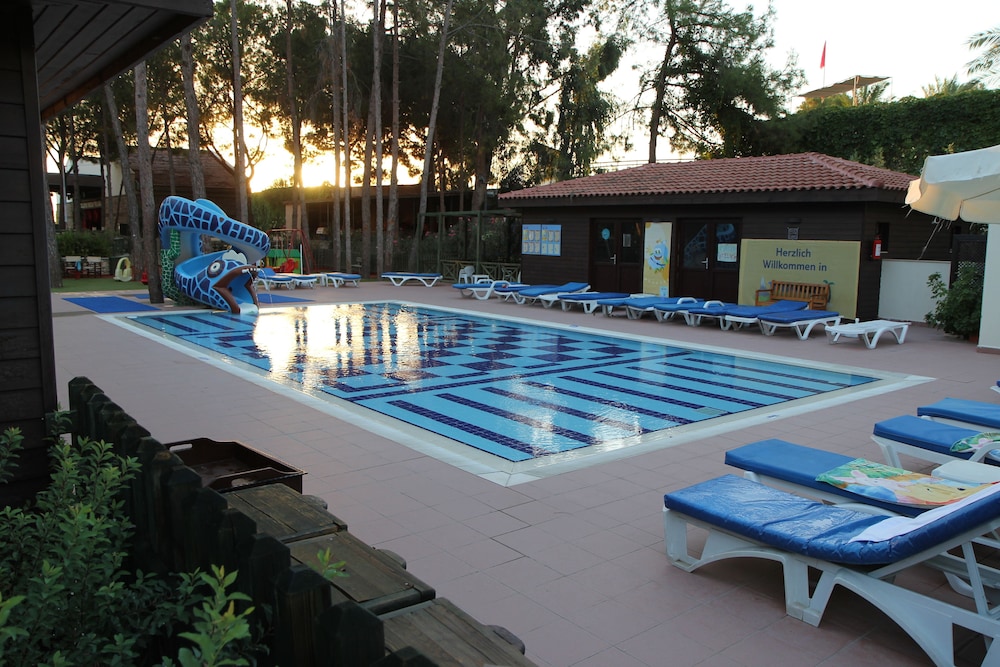 Champion Holiday Village - All Inclusive