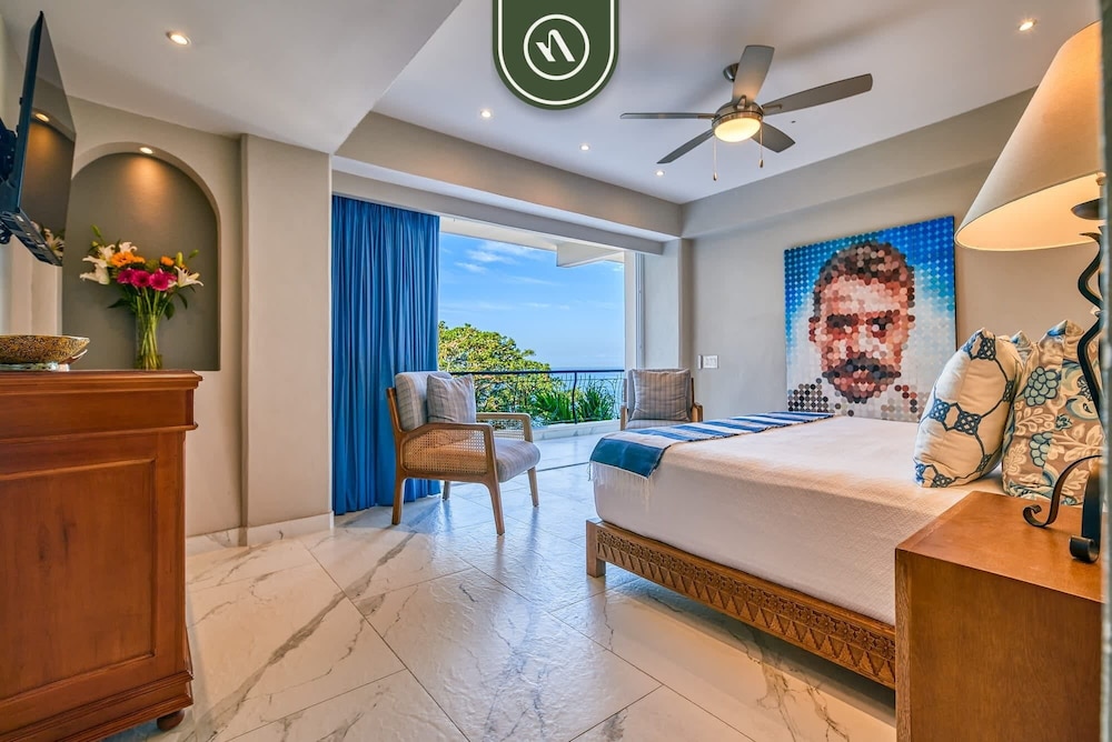 Oceanview 3 BR Condo - Amazing View From Terrace
