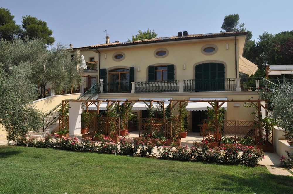 Agriturismo La Limonaia