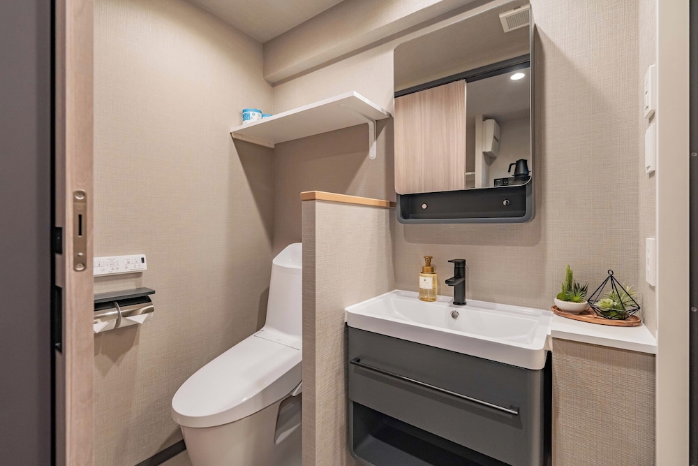 Apartment Hotel 11 Shinimamiya 3