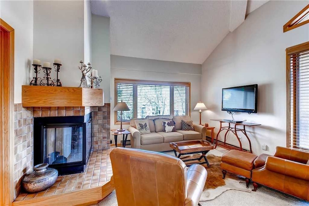 1303 Trappeur's Lodge, Trappeur's Crossing Apartment 2