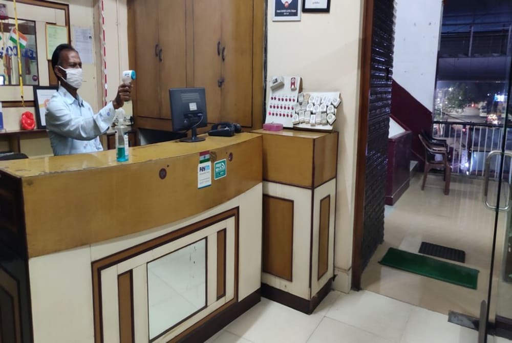 Lobby & Reception