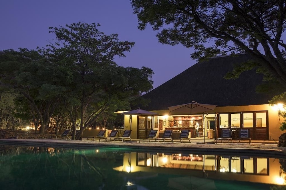 Izapa bush and game lodge