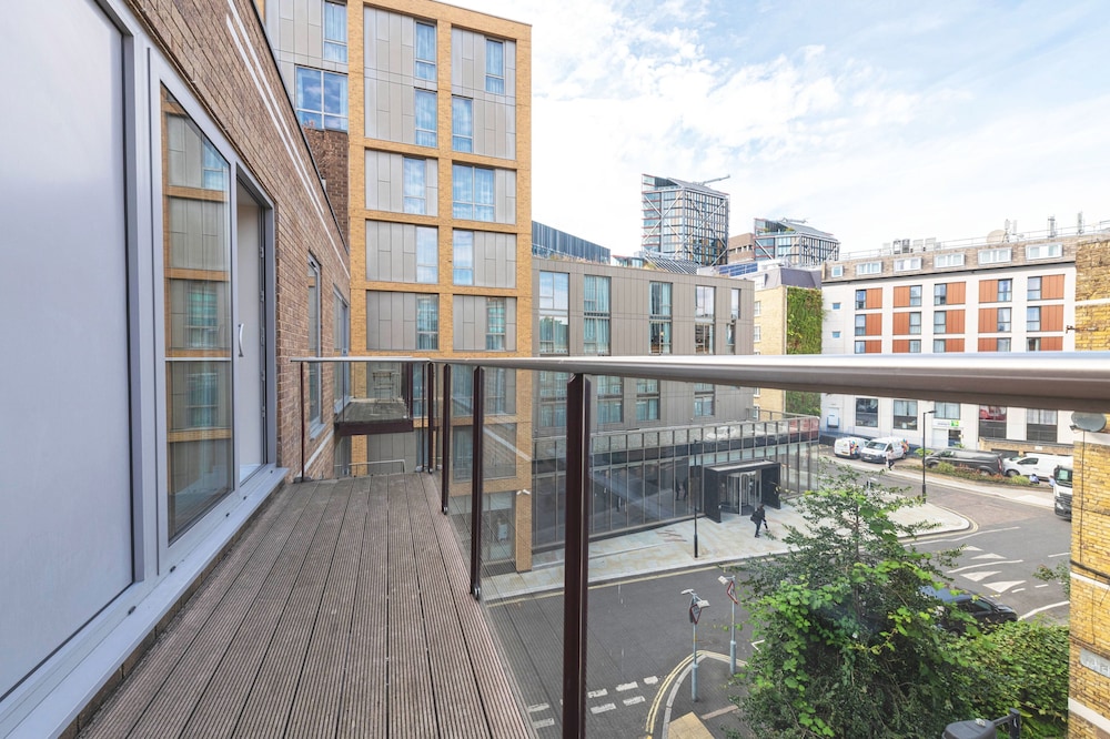 Accomodo London Southbank - Spacious & Elegant Apartments near Big Ben & London Eye