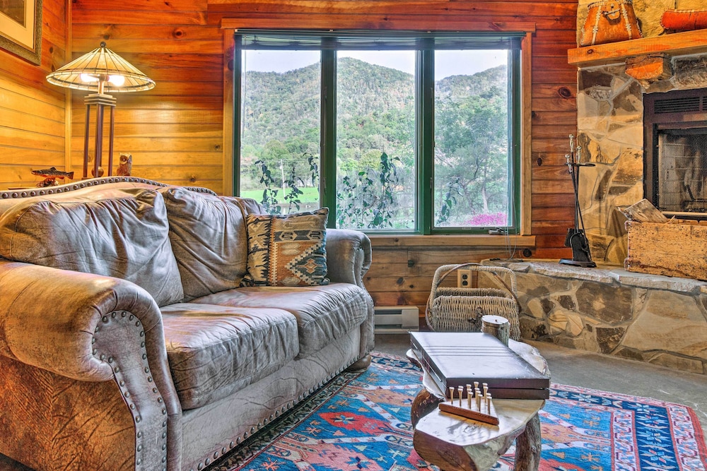 River Access + Mtn Views: Cullowhee Lodge! view 3