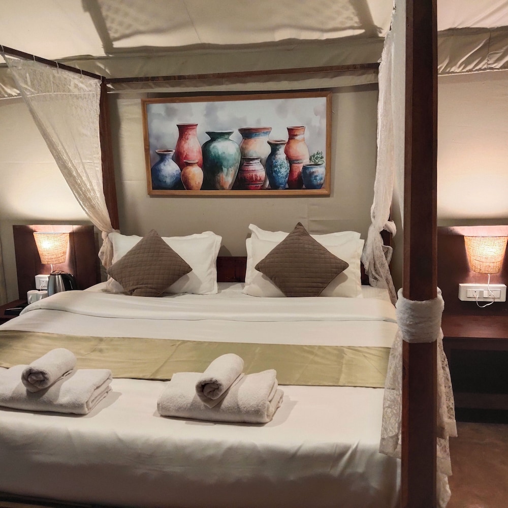 Goya Gate Beach Resort