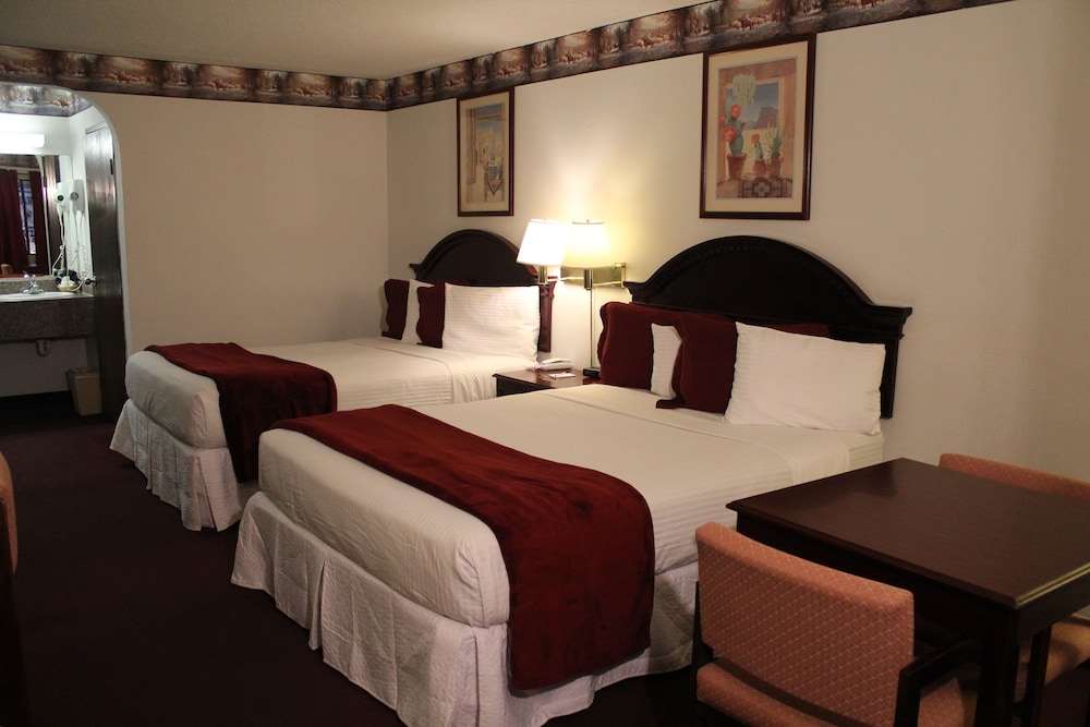 Dodge City Vacations - Dodge House Hotel  Convention Center - Property Image 25