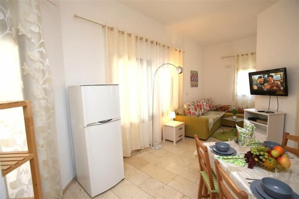 Elena Apartments