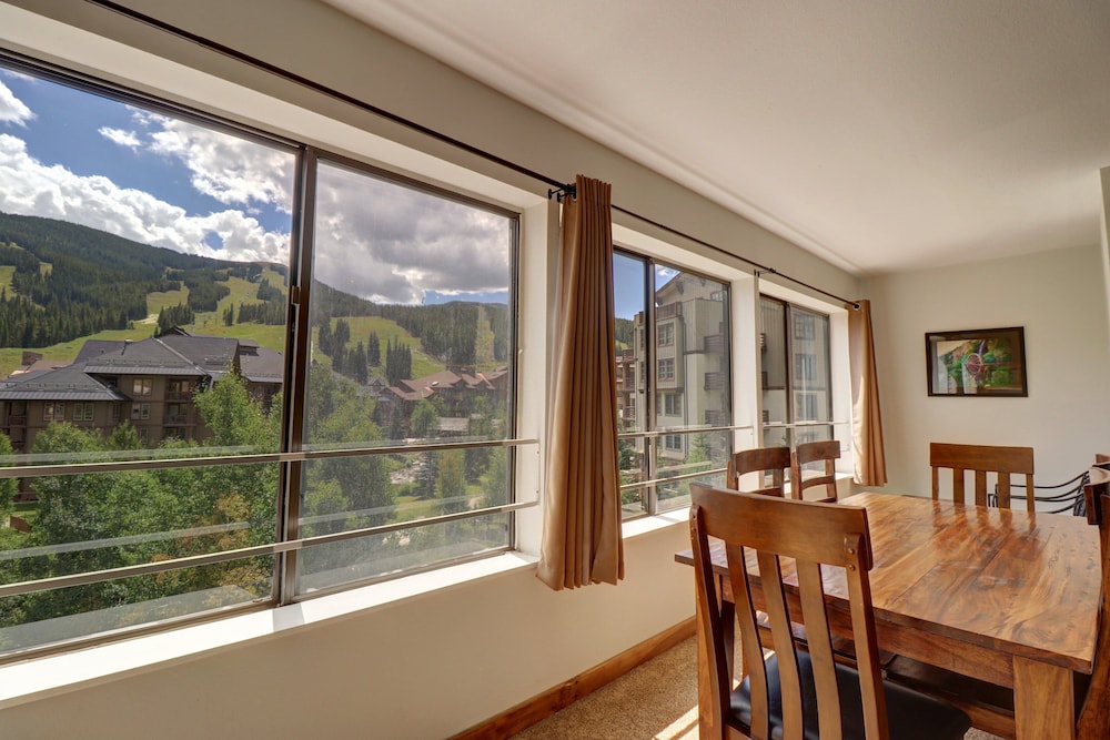 SkyRun Copper Mountain Resort Vacation Lodging