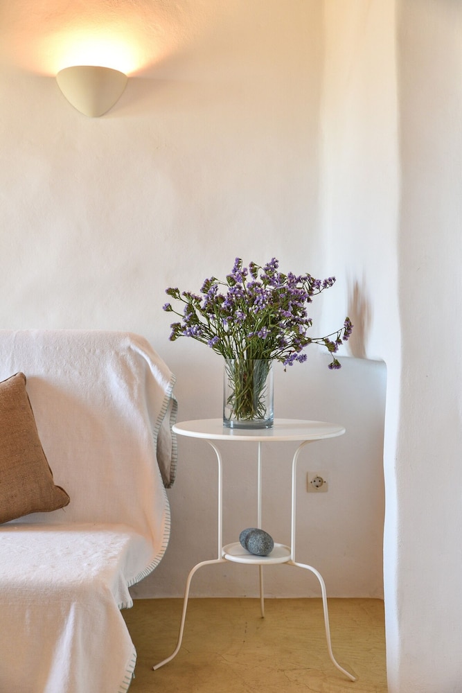 Sea-aura House in Tinos