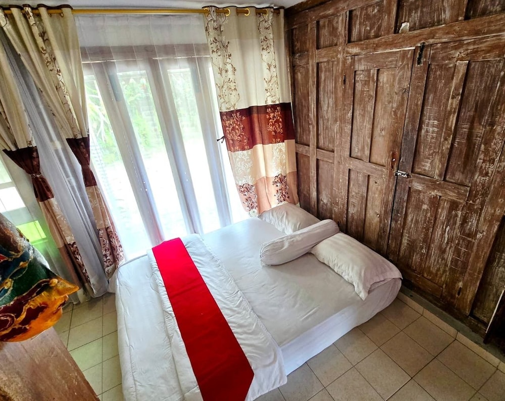 Eyang Residence Limasan Kebon Dalem