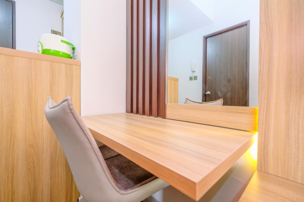 Comfy And Modern Studio At Transpark Cibubur Apartment, Depok - 12