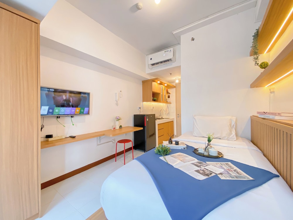 Minimalist And Comfort Studio Apartment Tokyo Riverside Pik 2