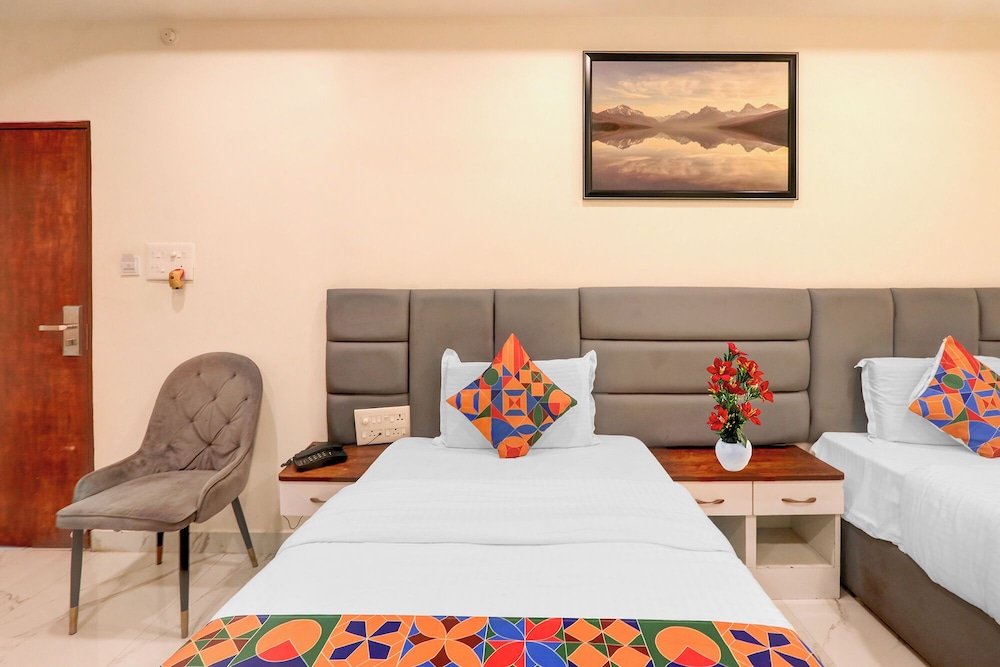 Fabhotel Radha Rani Residency