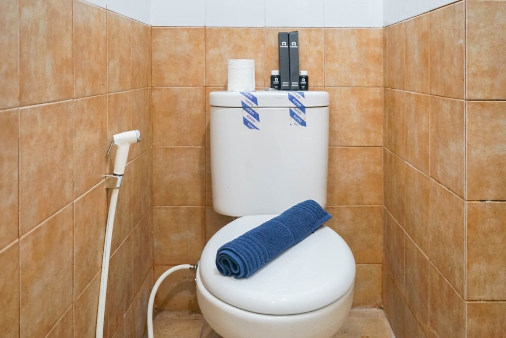 Comfortable 2BR Apartment at Green Pramuka near Mall, Yakarta - 11