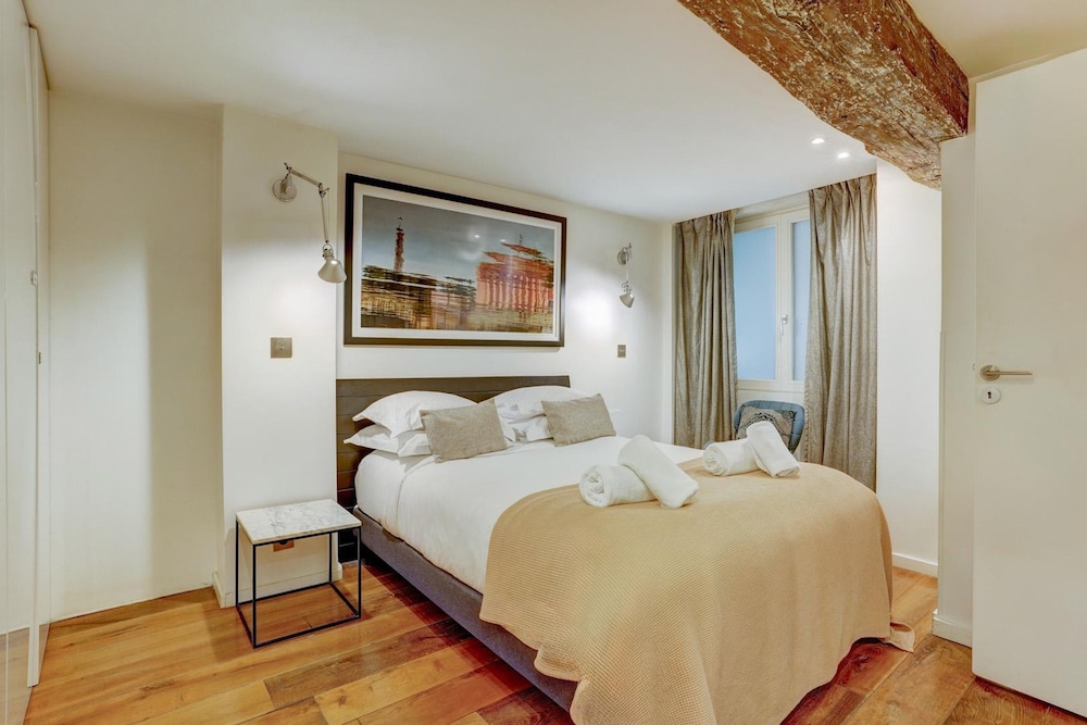 Jardin Priv Gorgeous 3 Bed House in Le Marais