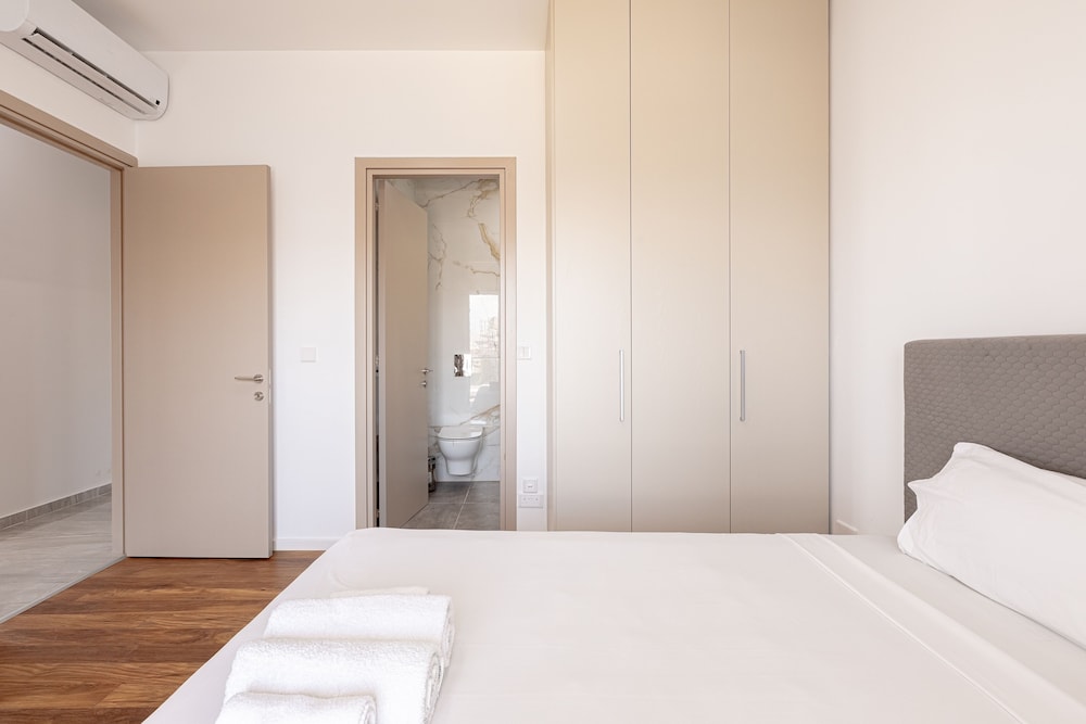 YAMAS Urban Living Platinum 77 Penthouses