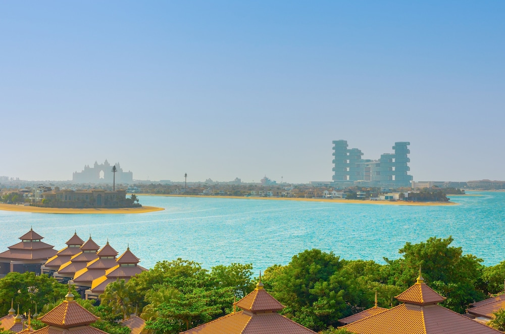 EDEN'S Homes & Villas - Anantara Palm Residences