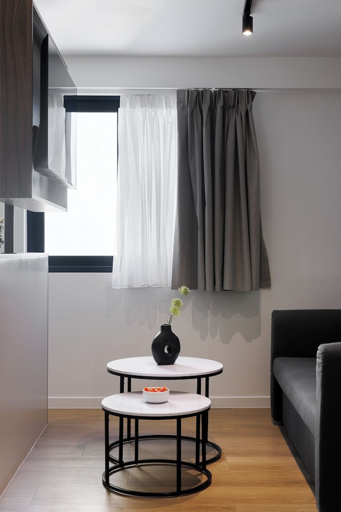 MoRe by Zoia Living