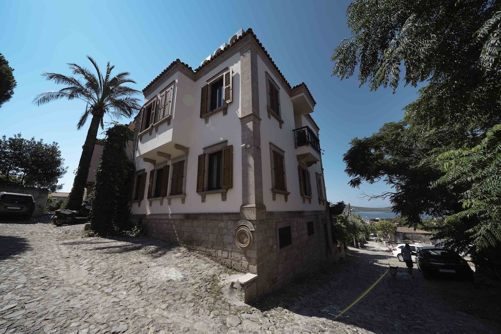 Hotel Tas Konak Hotel - Image 1