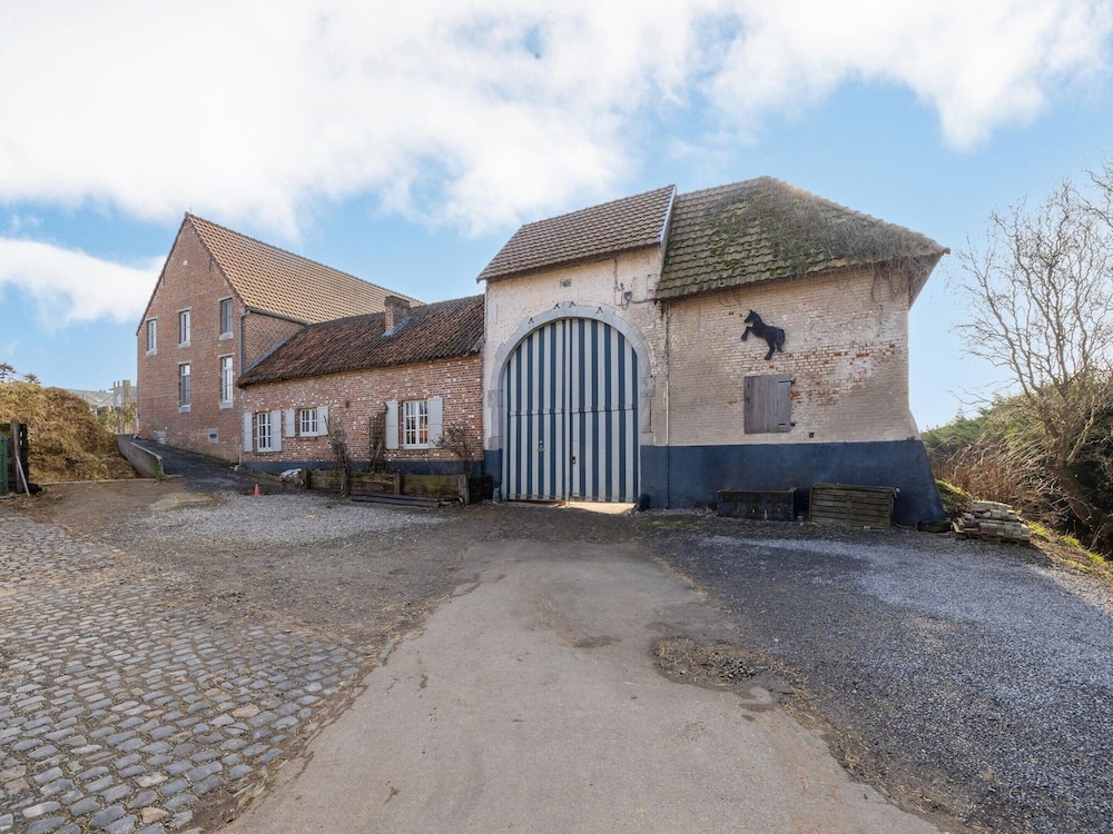 Riding School Farm Stay