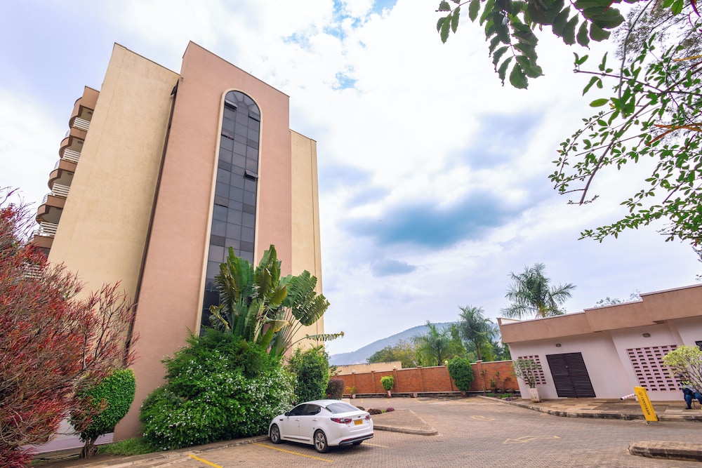 Altis Apartments