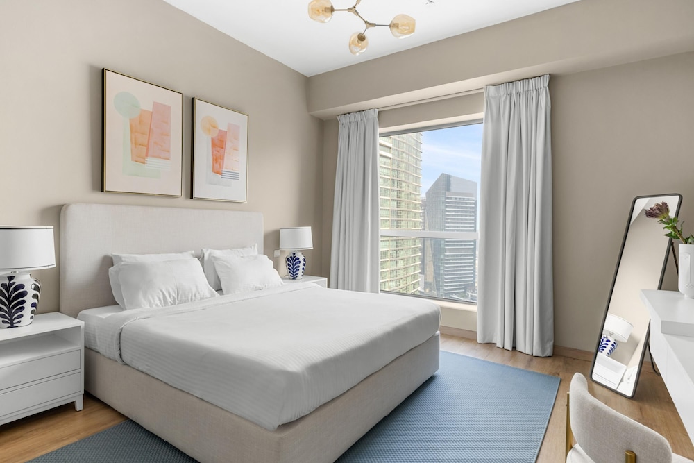 2BR Escape With Panoramic Marina Views in JBR