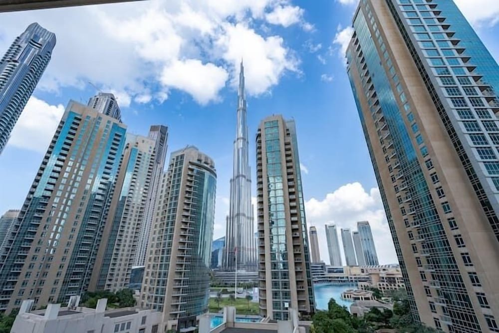 Vogue - boulevard central tower