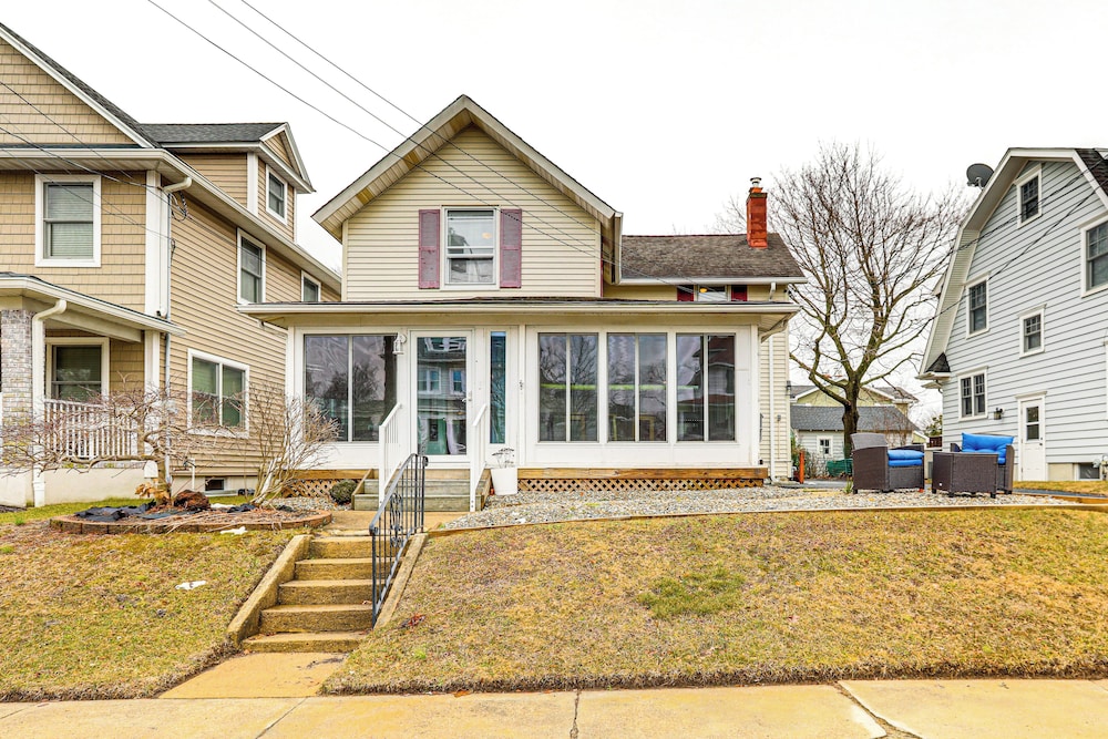 1 Mi to Bradley Beach: Family-friendly Home!