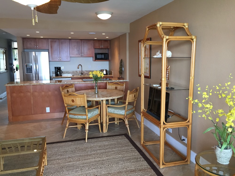 Kahana Reef - Maui Condo & Home view 2