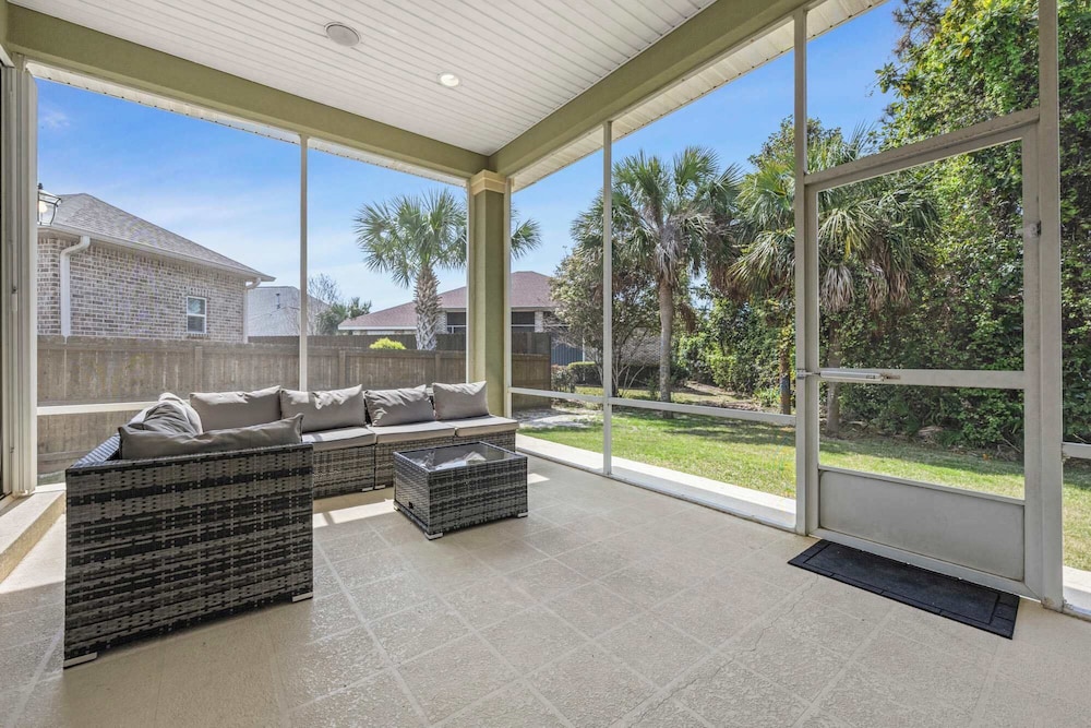 Private Beach & Community Pool