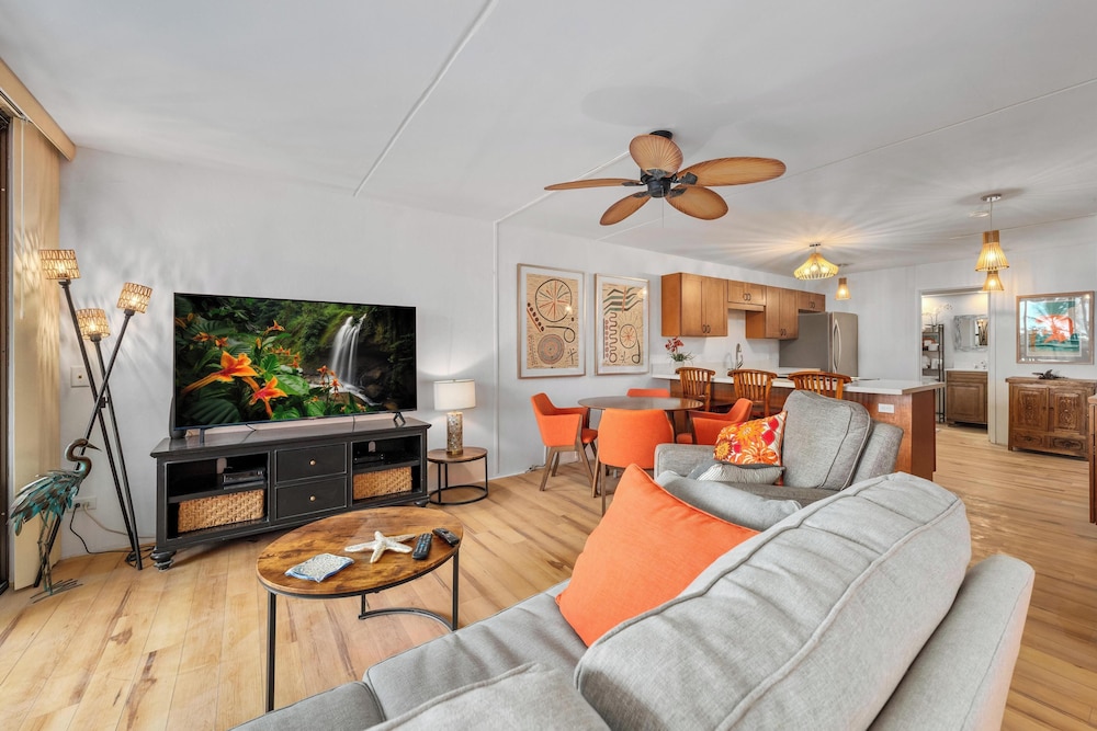 Cozy Hawaiian Unit! - Great Ocean View - Sleeps 4+ - Vrkcv