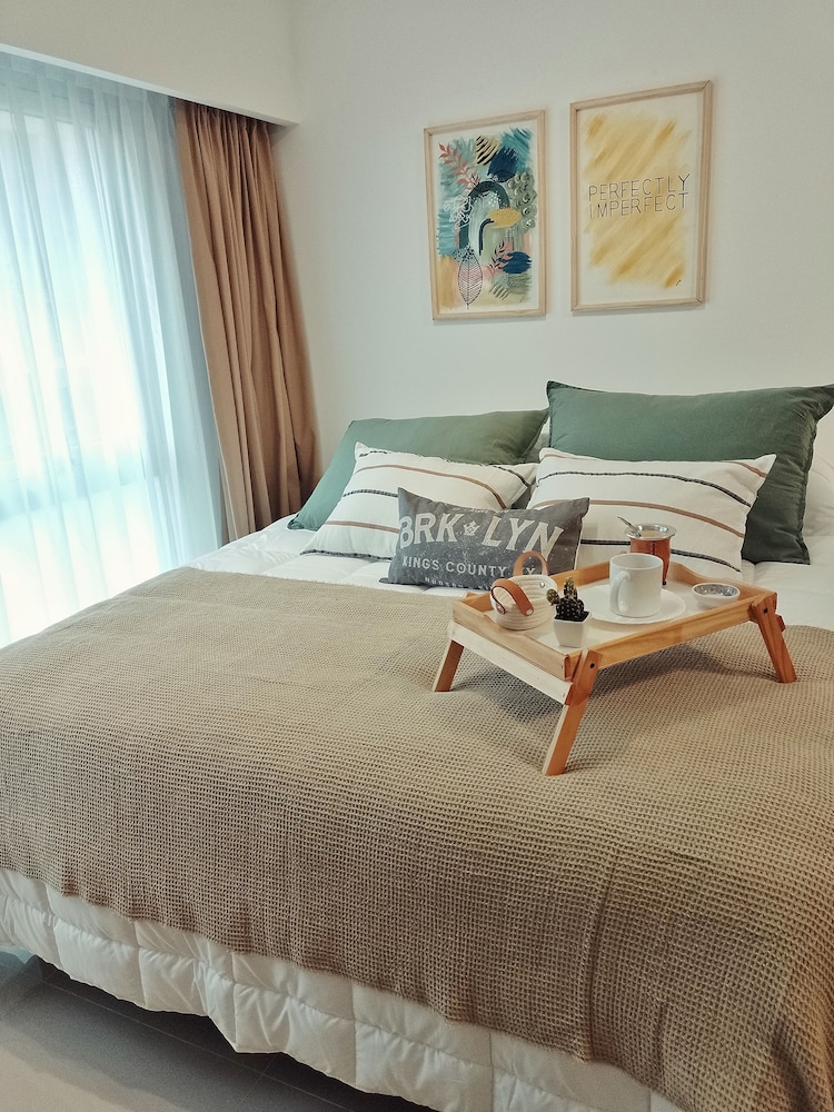 Ayres Suites Moreno