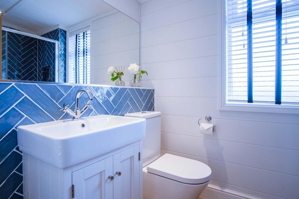 Shearwater 30 - 2 Bedroom Lodge - Summerhill
