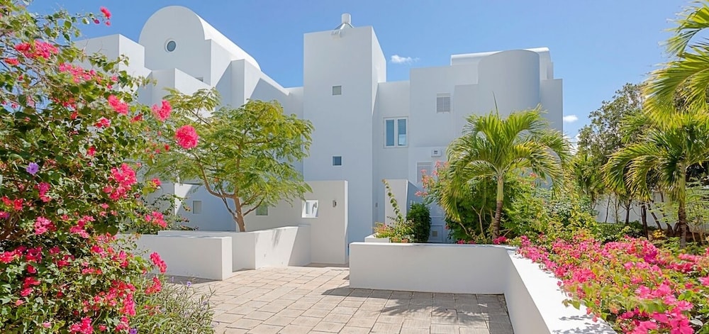 Villa Arushi