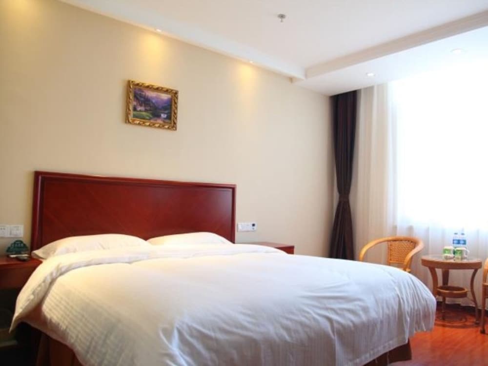 GreenTree Inn Langfang Bazhou Railway Station West Yingbin Road Express Hotel