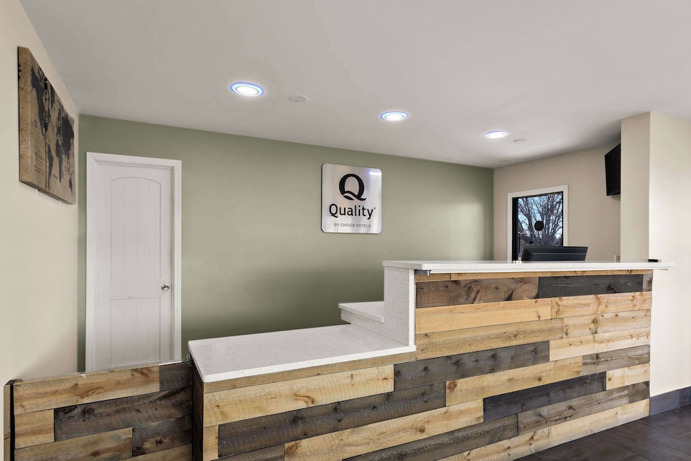 Monroe Vacations - Quality Inn - Property Image 28