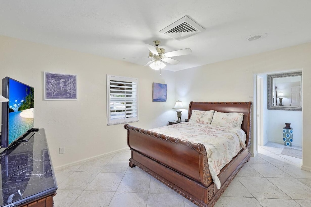 775 Willow Court view 3