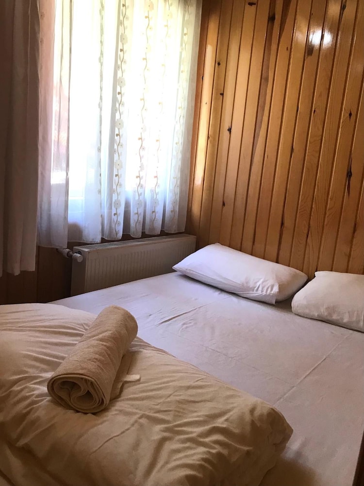 Uğur Motel