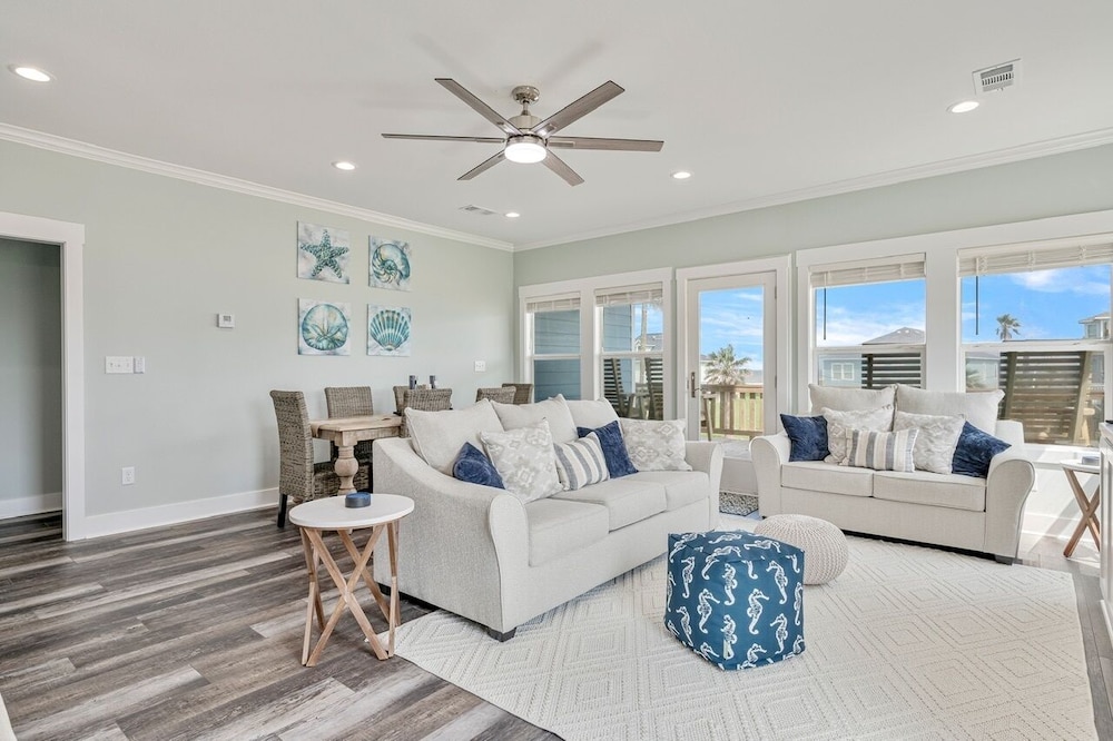 Saved By The Shell 4 Bedroom Home by RedAwning view 2