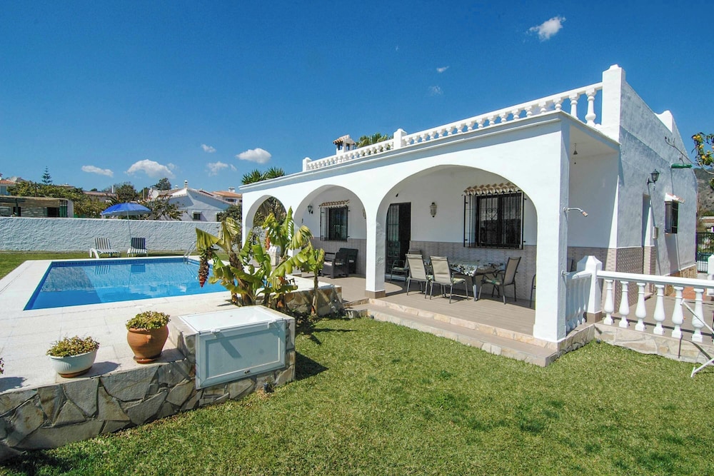 Villa Corbera