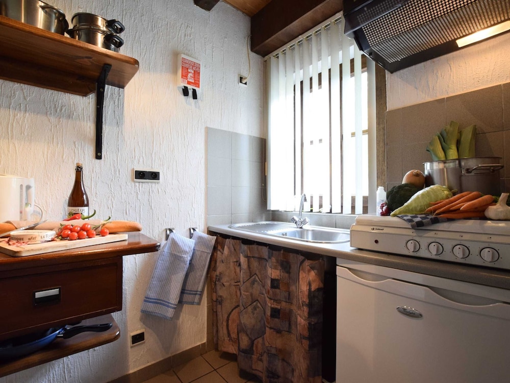 Peaceful Holiday Home in Houffalize With Fireplace view 5