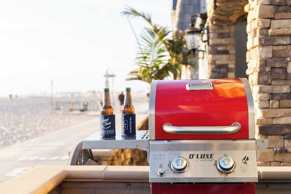 Balboa Breeze by Avantstay Beachfront Retreat + Ocean View