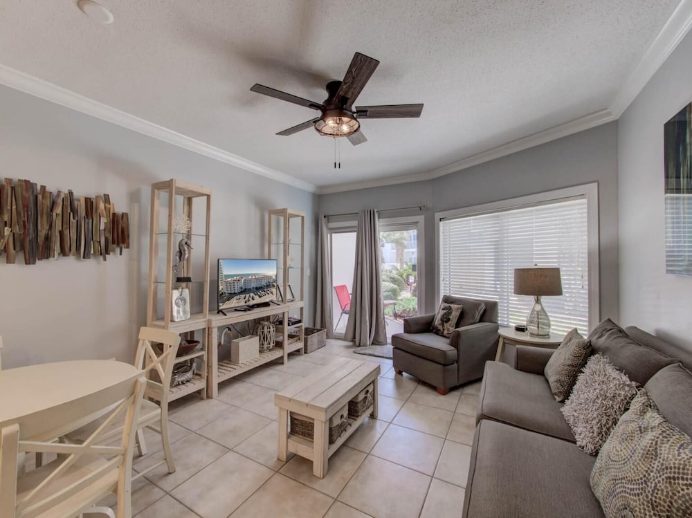 Ground Floor Condo With a Nice Pool Complex view 3