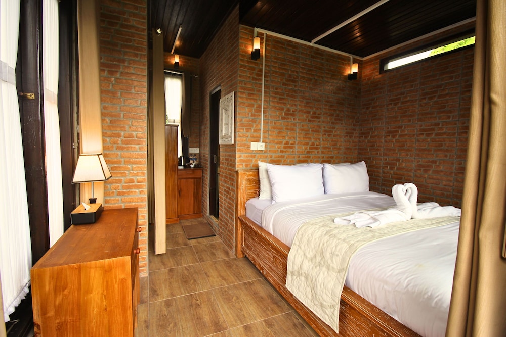 Four Mountains Villa Bedugul