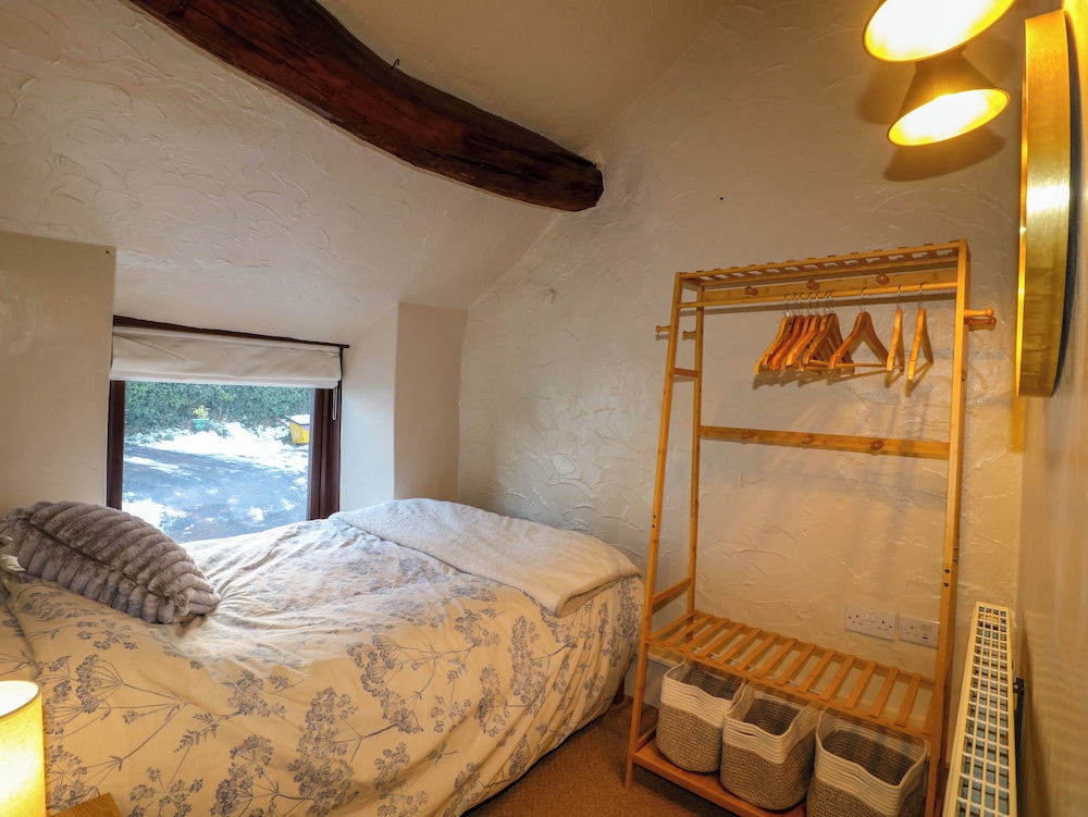 Peak Cottage