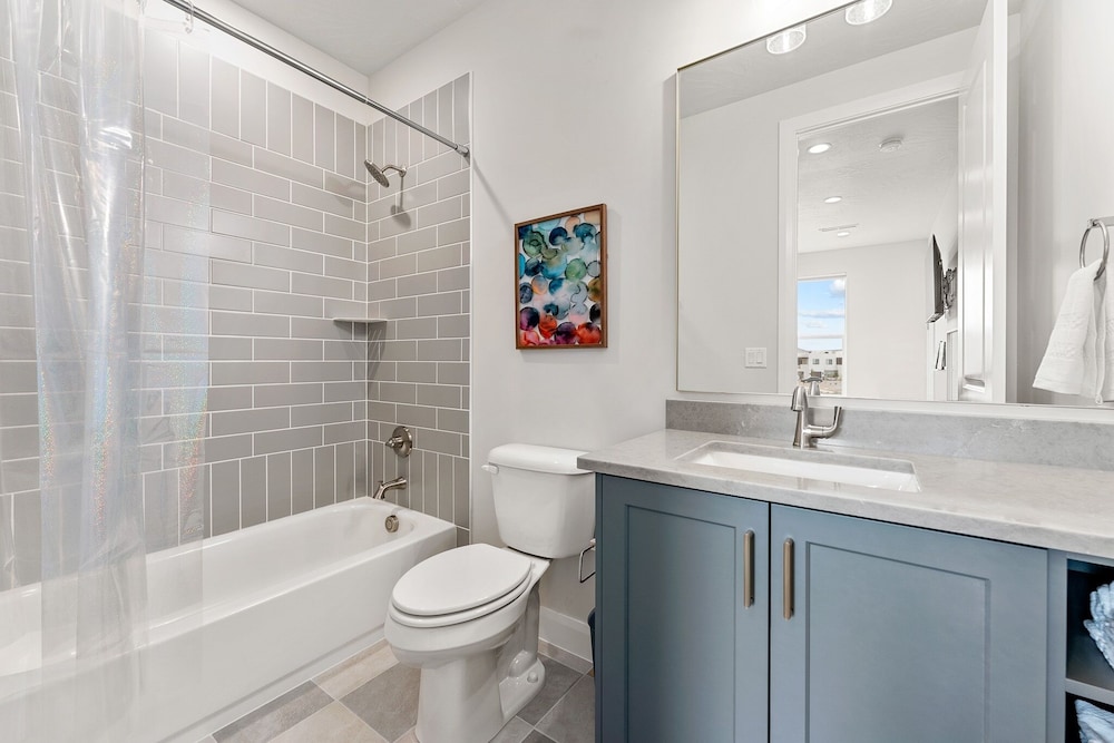 Your Happy House 5 Bedroom Townhouse