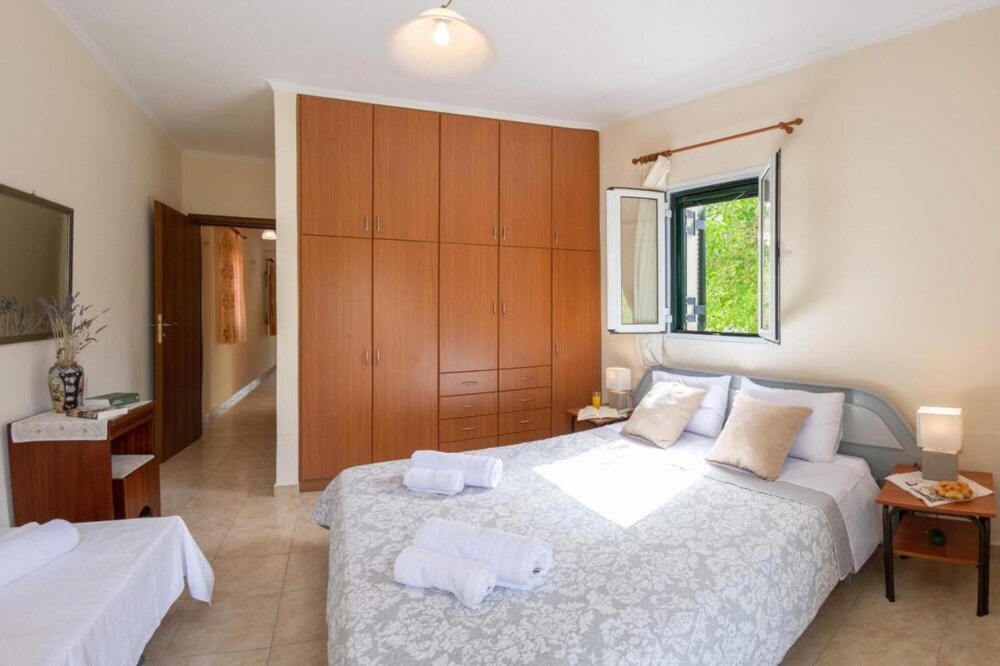 Nikis Country House - Lefkada BnB Private Parking photo 4