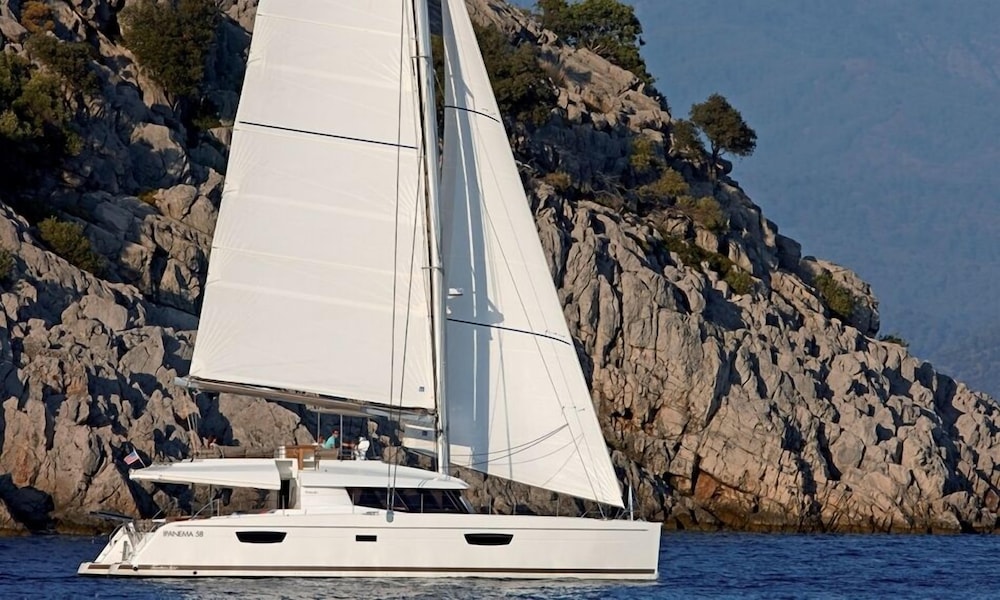 Dream Yacht Charter Private Crewed Yacht