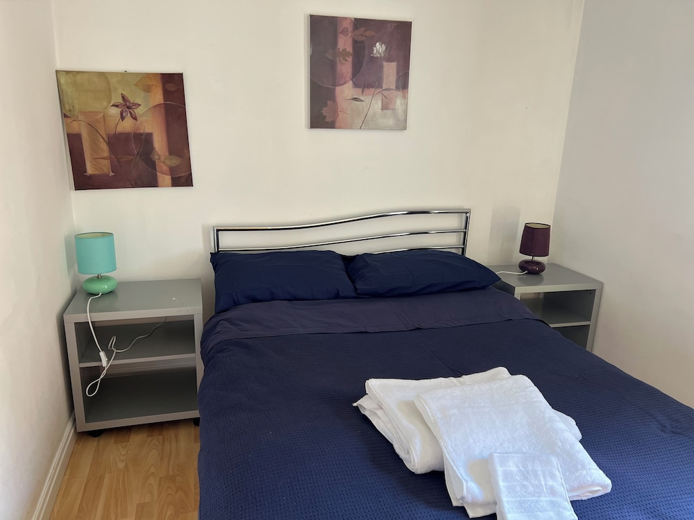 Nantwich - Sleeps 4 - Parking - Town 10mins Walk view 5